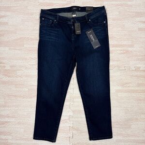 NWT Torrid Women’s Size 18 Jeans Luxe Skinny Crop Stretch Denim In Clean Dark